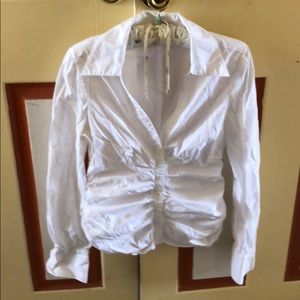 White long sleeves blouse